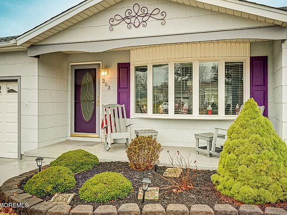 5th image of 253 Westbrook Drive