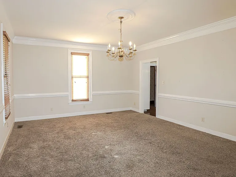 809 Houndslake Dr — Photo 23