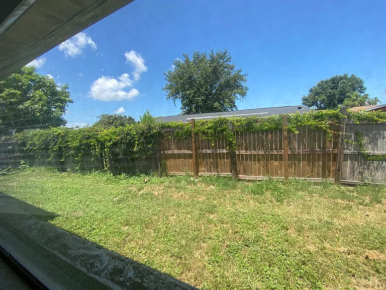 2713 Capricorn Pl — Photo 35