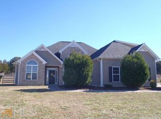 13 Balfour Dr, Taylorsville, GA 30178