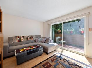 4384 Garden Grove Dr, Burnaby, BC V5G4G6