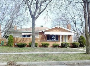 24106 Loretta Ave, Warren, MI 48091