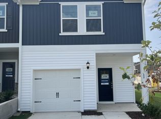 898 Rolling Fields Dr, Graham, NC 27253