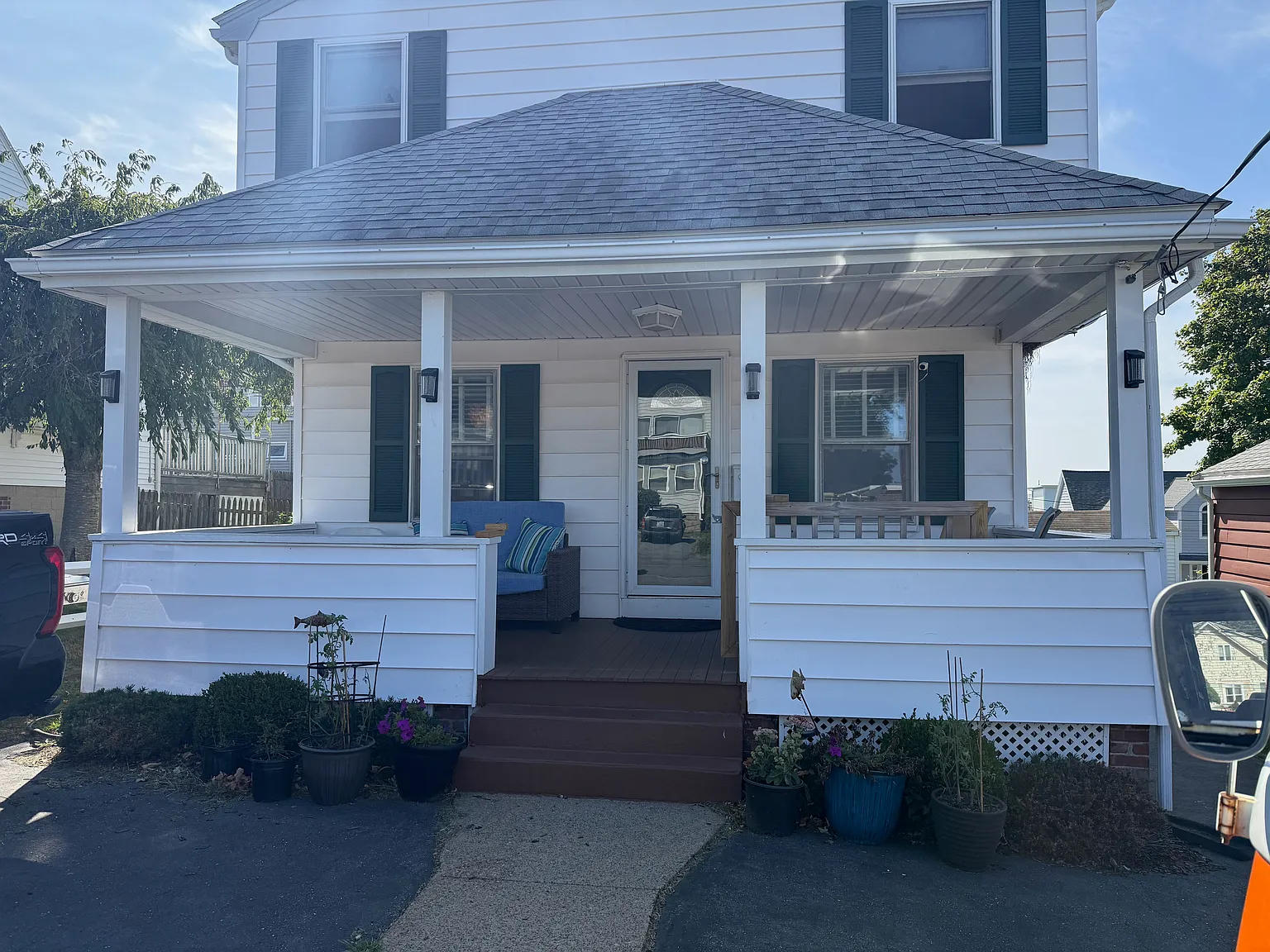 3 bed, 1250 sqft, $3,000 — Photo 1