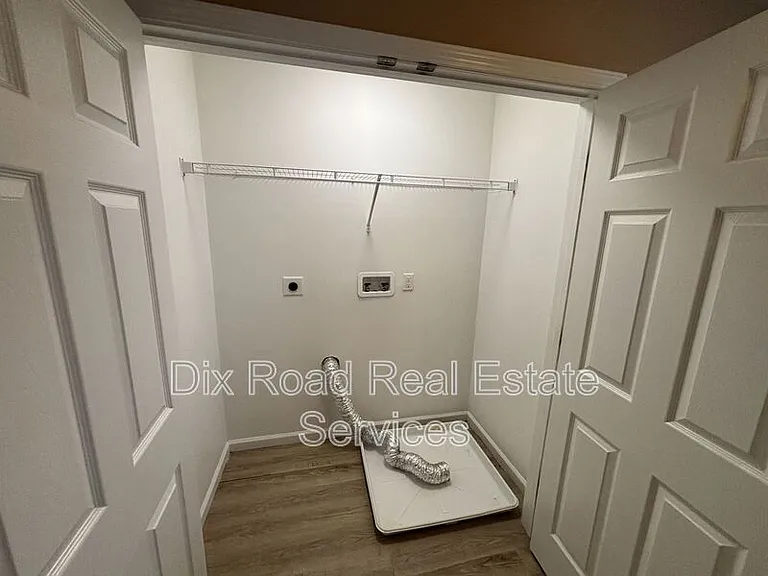 100 Kaitlin Way — Photo 12