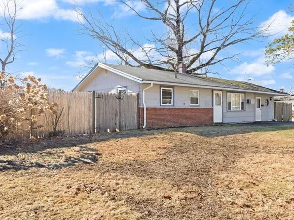 19 Rodwell St, Brockton, MA 02302