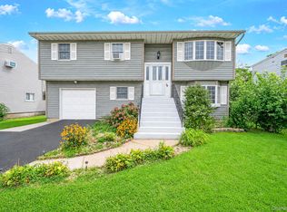 79 Jefferson Street, Freeport, NY 11520