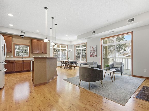 3rd image of 1256 County Road D E APT 104