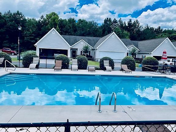 3rd image of 1535 Ashton Woods Way