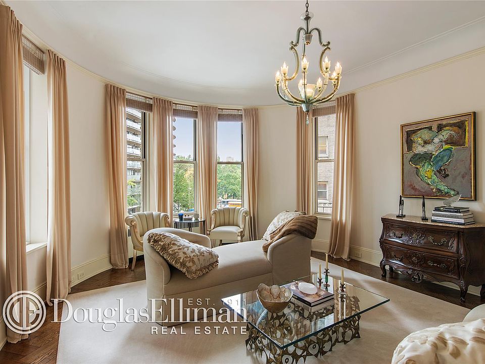 1st image of 180 W 58th St #3E