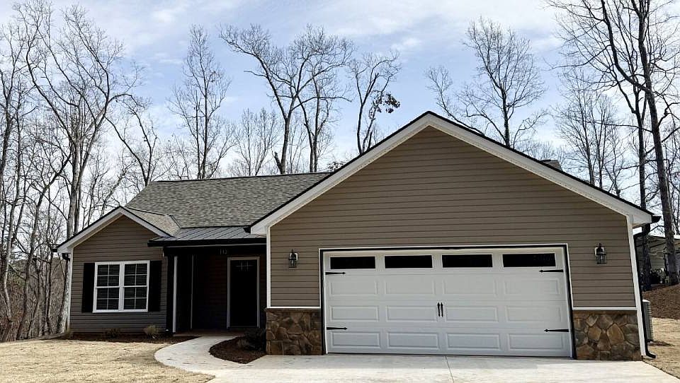 1st image of 112 Knollwood Dr