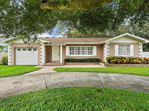 4984 48th Ter N, Saint Petersburg, FL 33709
