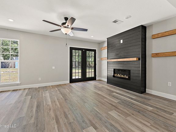 4th image of 230 Tantallon Dr