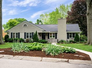 103 Castle Dr, Dayton, OH 45429