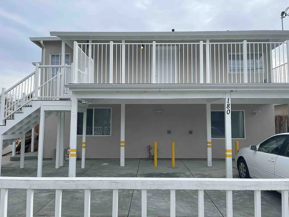 180 E Hedding St #2