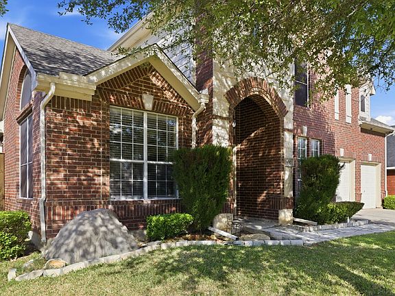 3rd image of 4517 Creekside Dr