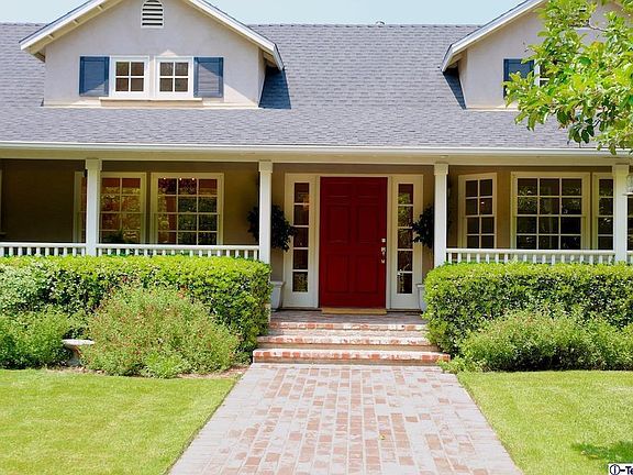 4th image of 1345 Club House Dr