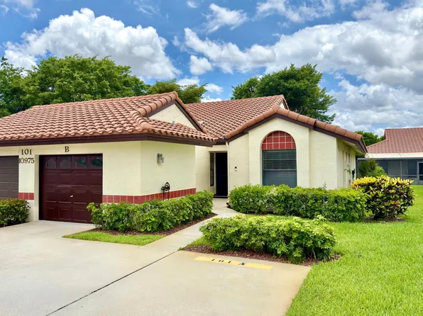 10975 Dolphin Palm Court #B, Boynton Beach, FL 33437