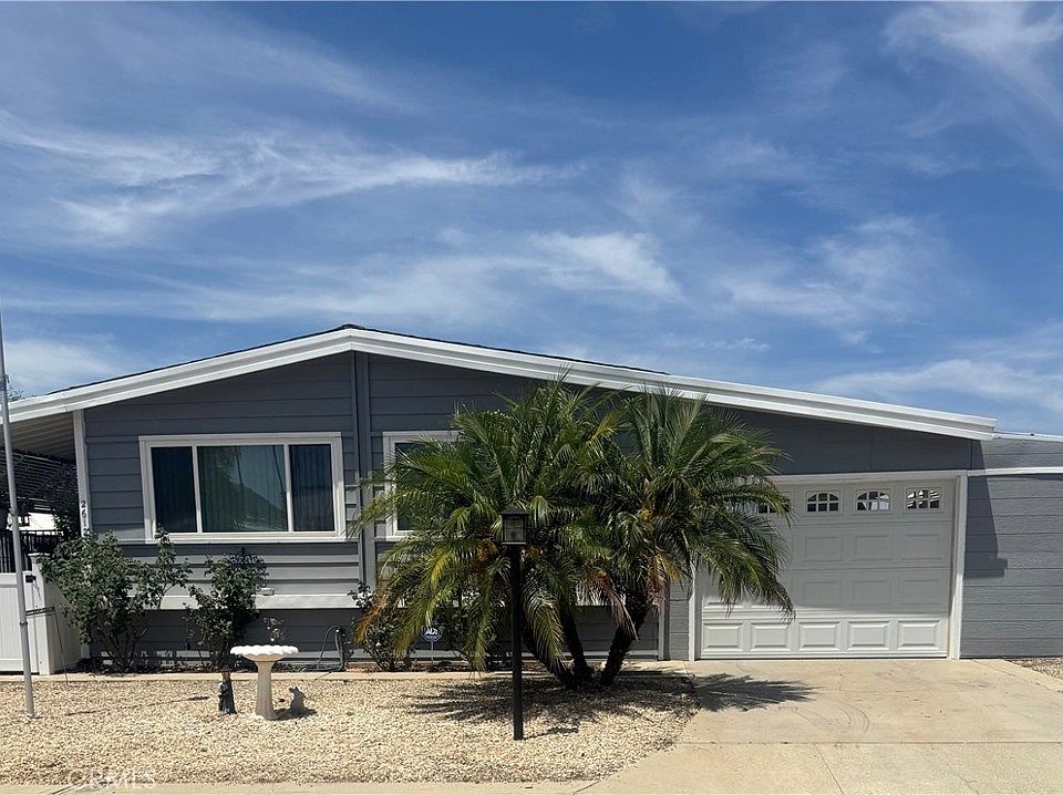 1st image of 26125 Butterfly Palm Dr