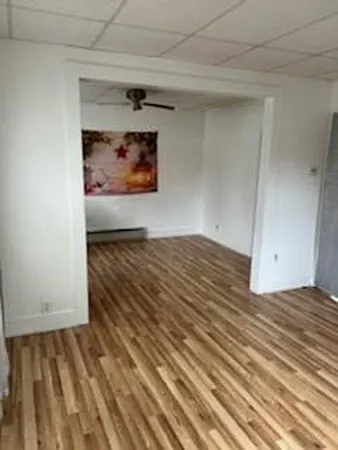 33 Alder St #B — Photo 12