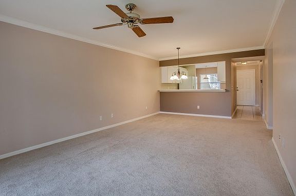 5th image of 145 Robin Hood Cir Unit 103