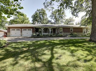 410 N Fisler Rd, Monticello, IL 61856