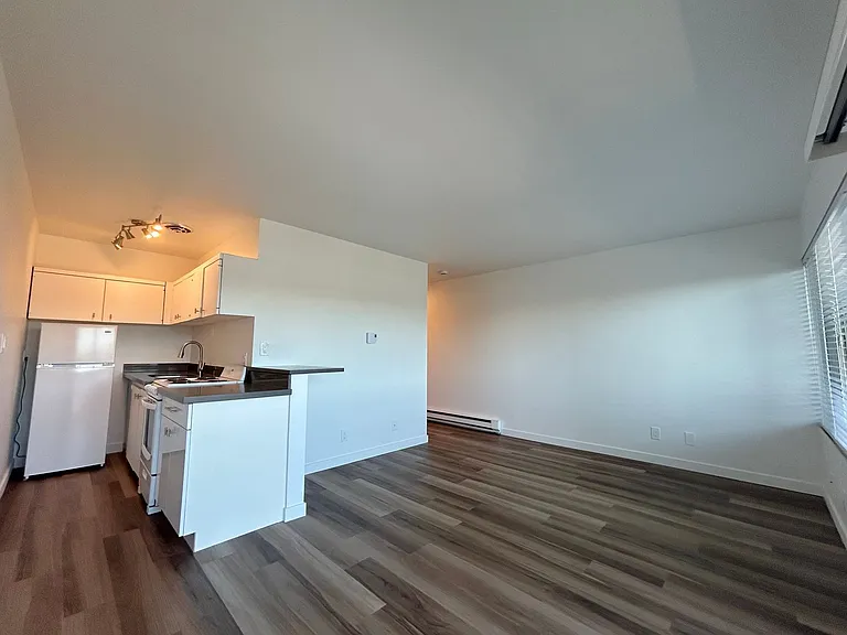 Village Vista Apartments — Photo 67
