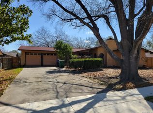 6018 Patrick Henry St, San Antonio, TX 78233