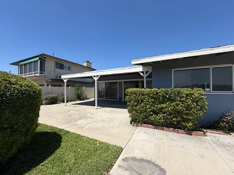 1100 S Isabella Ave — Photo 17