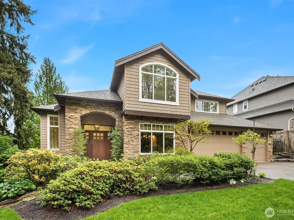 816 100th Avenue SE, Bellevue, WA 98004
