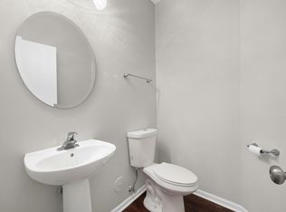 3131 Falling Waters Ln, Lindenhurst, IL 60046