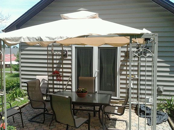 Beauty Shop Patio