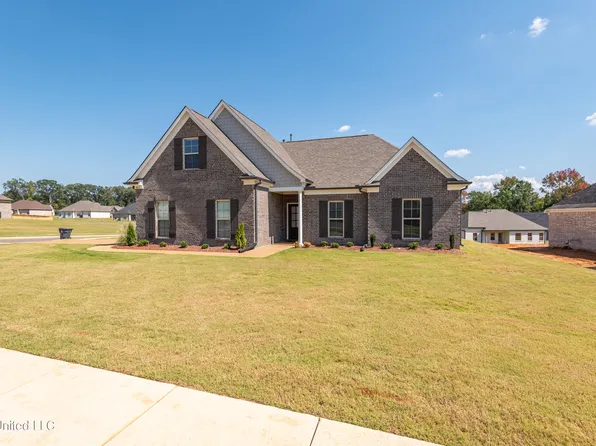 1862 Millers Cv, Nesbit, MS 38651