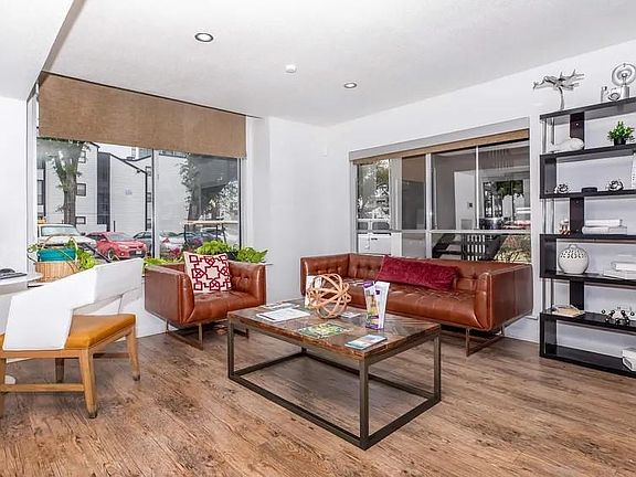 4th image of 4400 Memorial Dr #41-1266