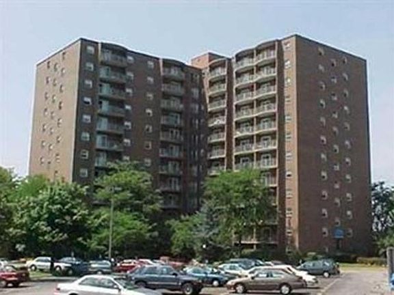 5th image of 115 W Squantum St APT 1016