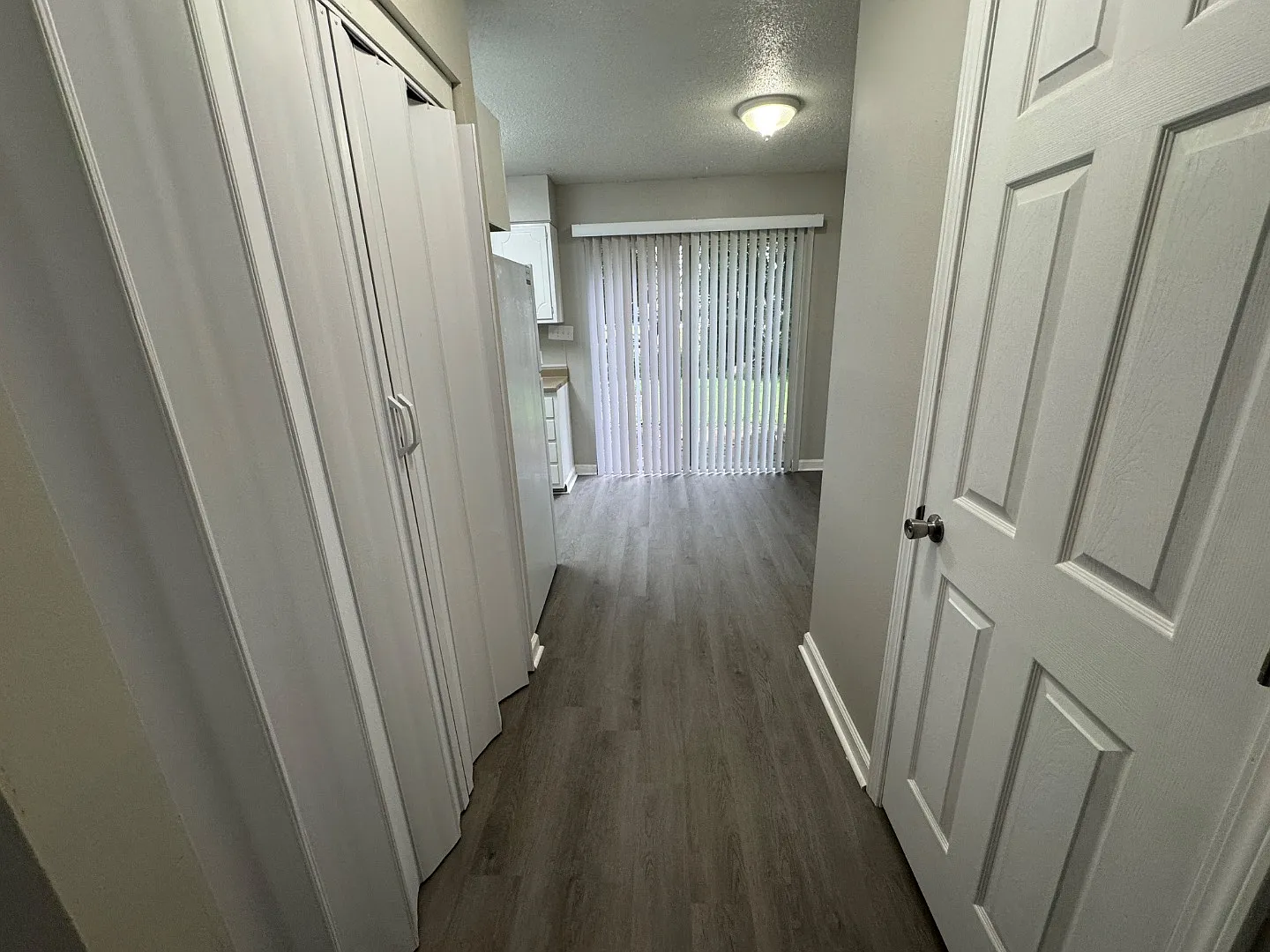 802-806 British Woods Dr - Apartment #3 — Photo 2
