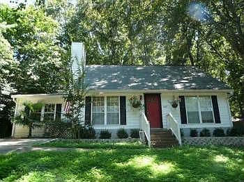 1st image of 823 McGuire Ave