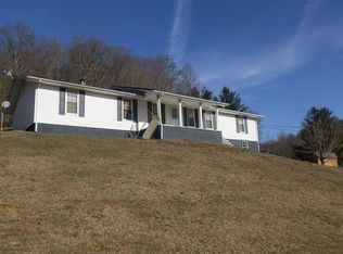 105 Ridgewood Dr, Lebanon, VA 24266