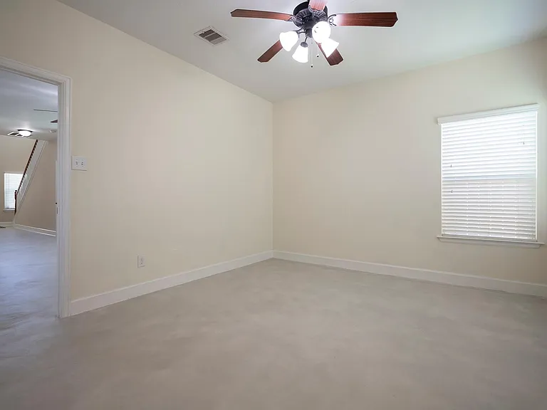 4210 Darter St — Photo 9