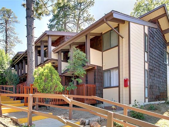 5th image of 861 Thrush Dr APT 3
