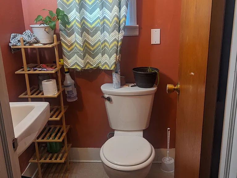 2872 Fairfield Ave — Photo 9