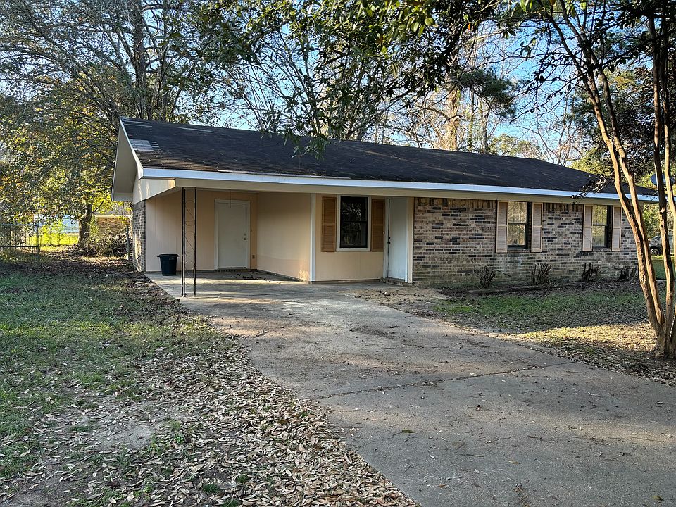 1st image of 1112 Beverly Ln