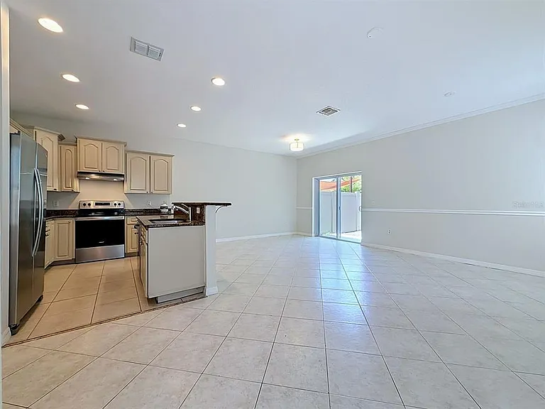 648 Norfolk St — Photo 25