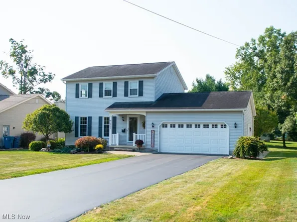 5777 Beechwood Dr, Poland, OH 44514