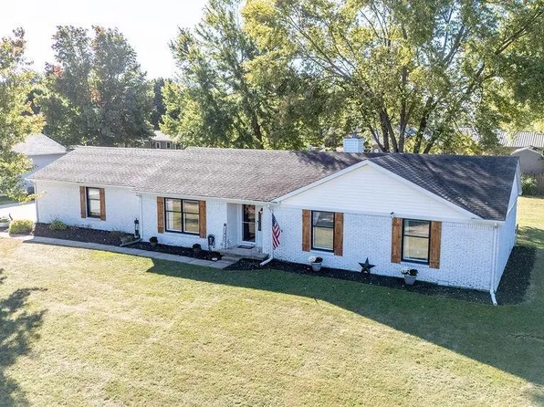 516 Nancy Dr, Sweetser, IN 46987