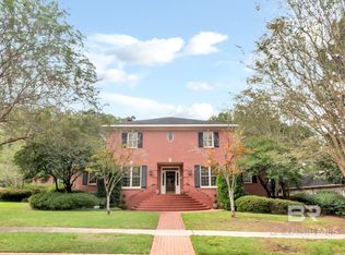 236 Lakewood Dr E, Mobile, AL 36608