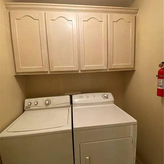 1403 Tampa St — Photo 4