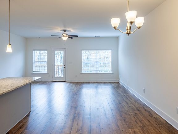 2nd image of 1103 Sweetleaf Dr