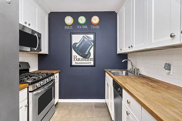 Sold by Keller Williams NYC | media 6