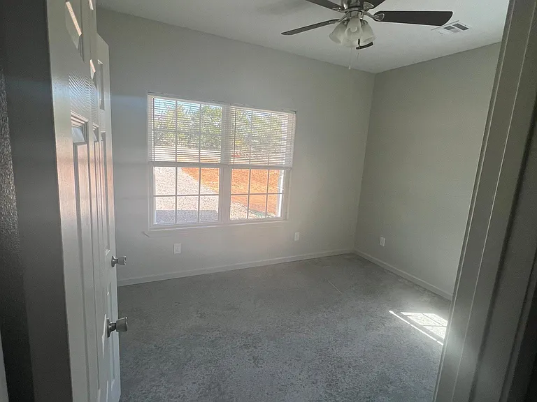132 Concord Rd — Photo 12
